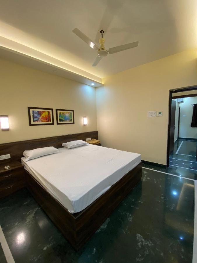 Shivam Hotels 加尔各答 外观 照片