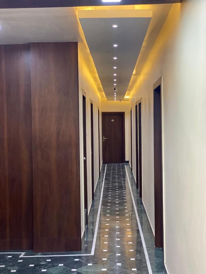 Shivam Hotels 加尔各答 外观 照片