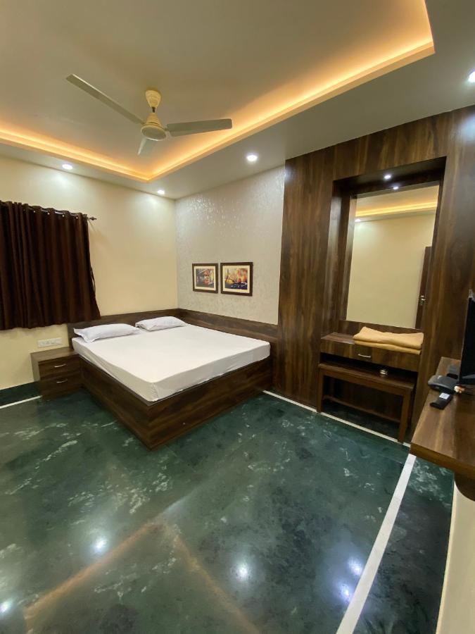 Shivam Hotels 加尔各答 外观 照片